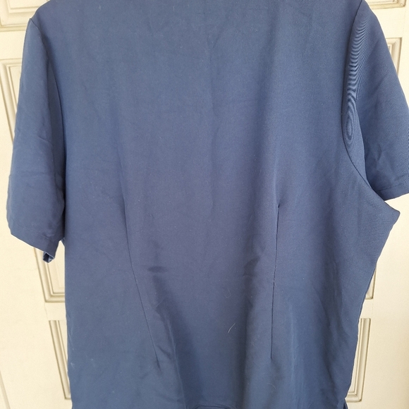 Mandala Navy Blue V-Neck Scrub Top Plus Sz2XL Short Sleeves Pockets - Picture 5 of 6